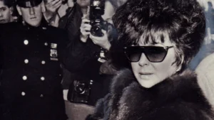 From the Archives: Her Demons at Rest, Elizabeth Taylor Is Back in Top Form